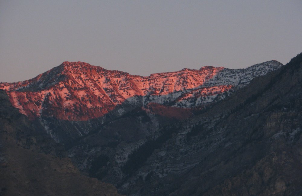 5a2f61be2c9f2_IMG_5736_Sunset_Mtns_Contrast_Crop.thumb.jpg.510773afecfa04e22118f980f5c68aa6.jpg