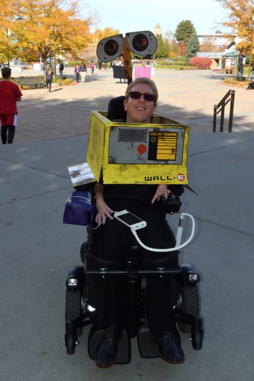 5bdb76e78c023_DSCN5690Wall-E.thumb.jpg.54bcdb0b1b471c4286bf8fd5b5d5ccaf.jpg