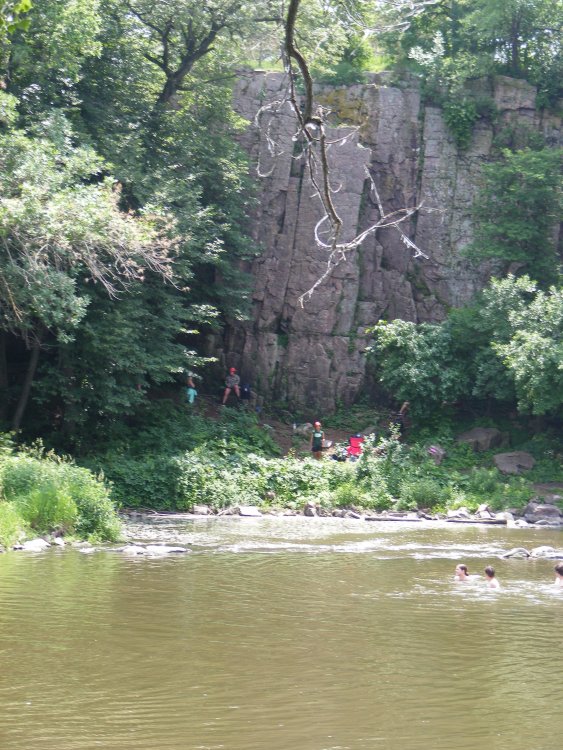 DSCF0666.thumb.JPG.2c5f71d53568952b0aa000f2c6275ff7.JPG