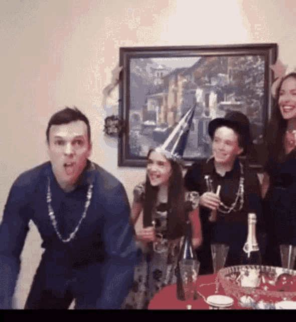 image.gif.73383dca2286ea2c157f65e5aca2e3d1.gif