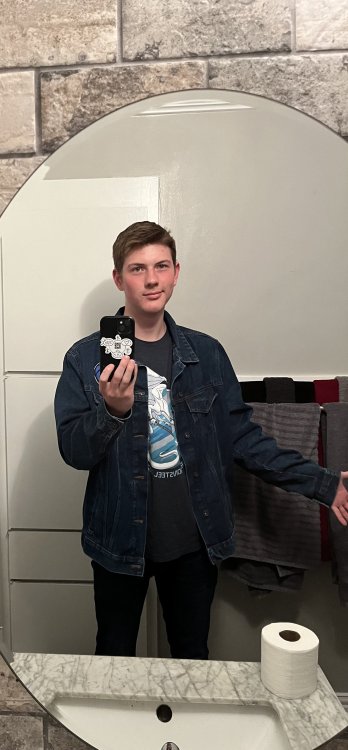 IMG_4696.thumb.jpeg.21753b89b5862590b3f5940fa8d342dd.jpeg