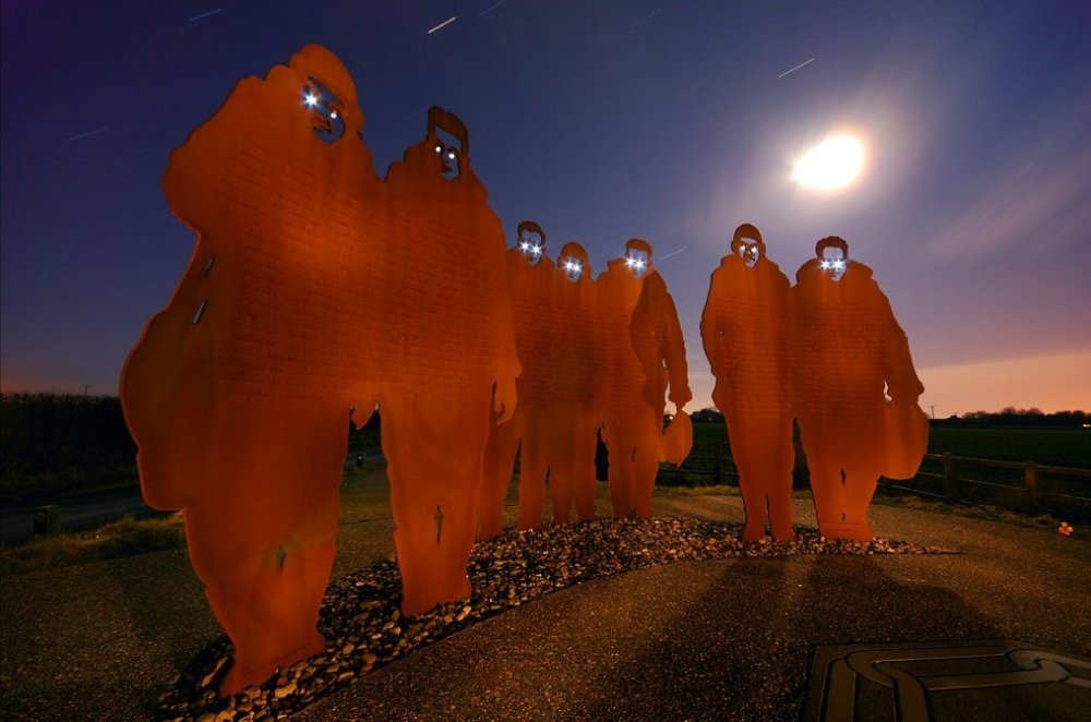 MrWobble_WWII_LightFigures.thumb.jpg.a390ade4101f651321e6422264f1cab0.jpg