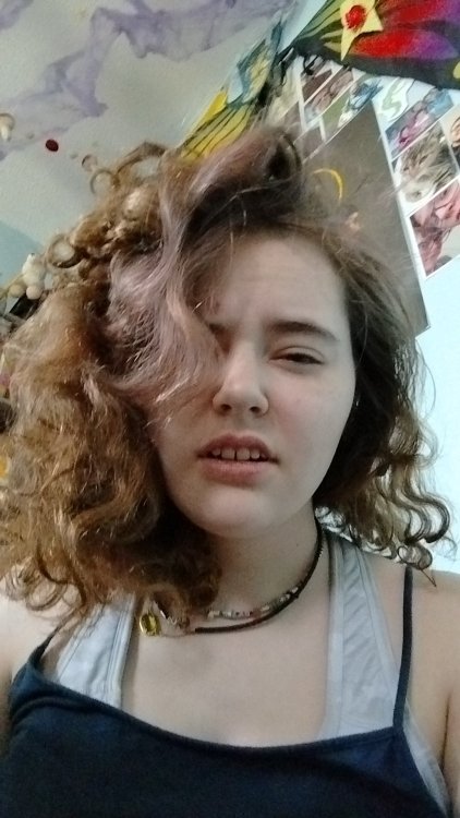 Snapchat-1198956868.thumb.jpg.85d8c35bd643c8bd1a78412d4319a026.jpg